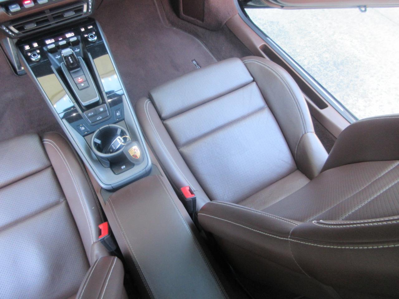 Porsche 911  2020