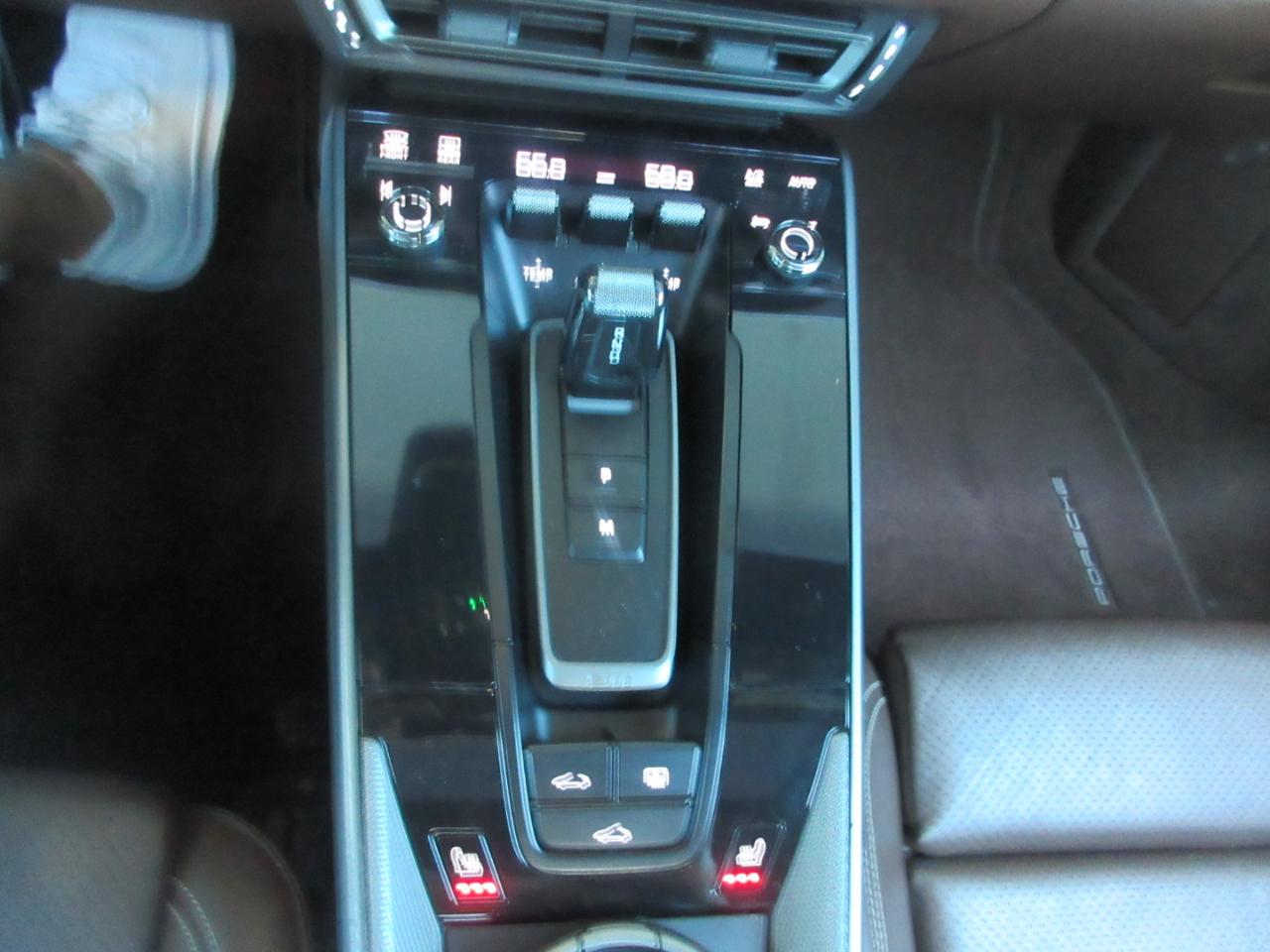 Porsche 911  2020