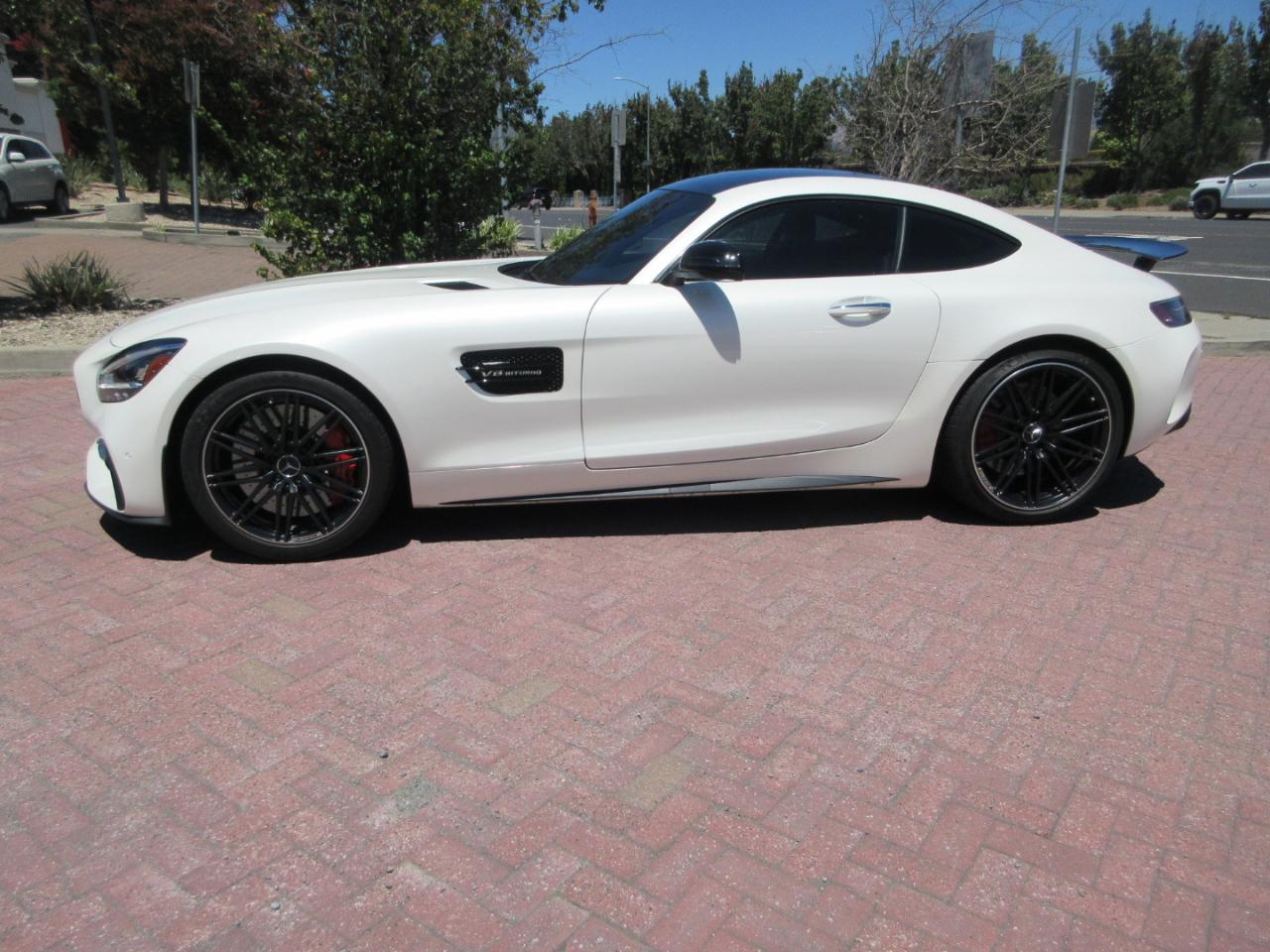 Mercedes-Benz AMG GT  2021