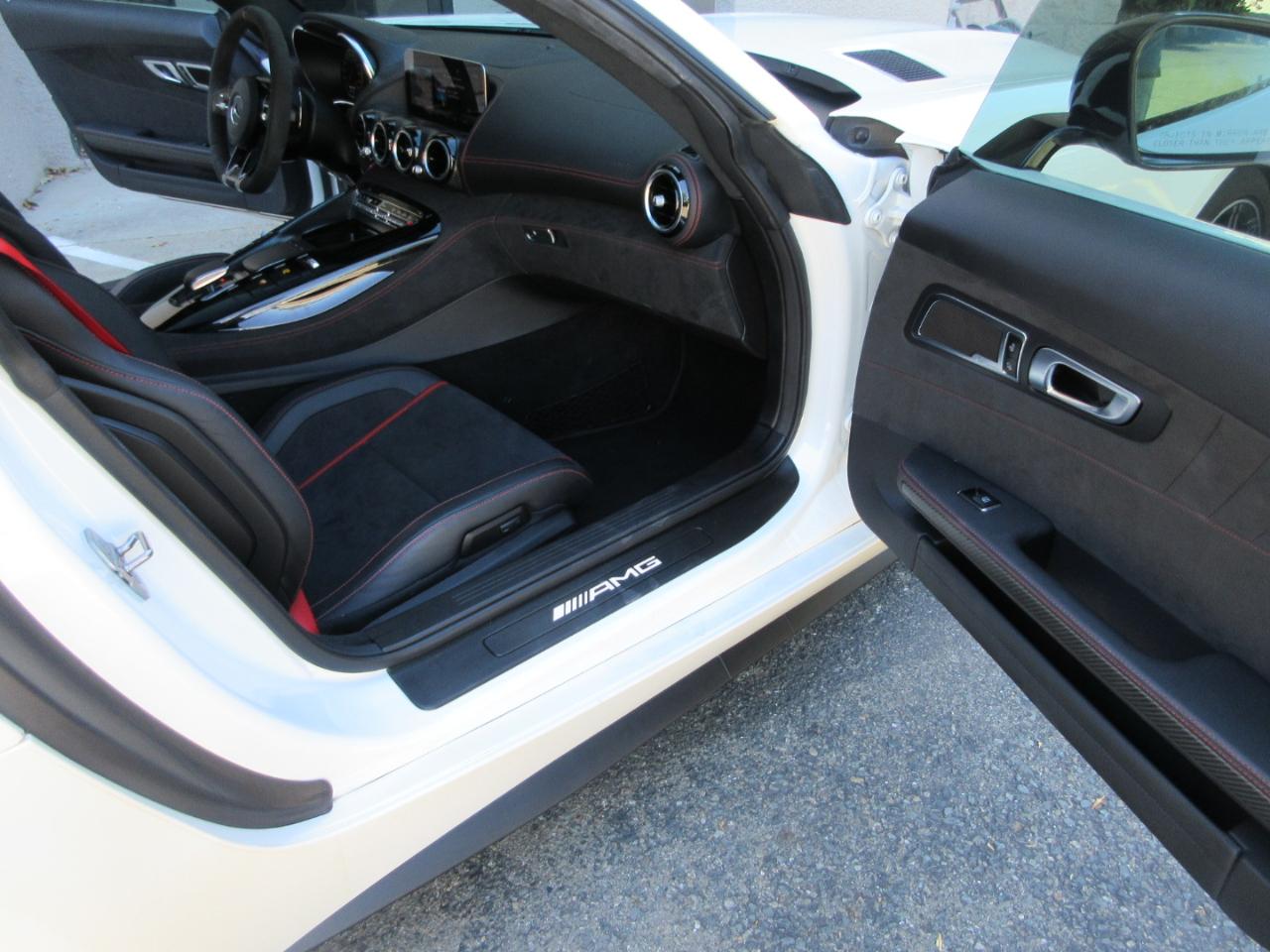 Mercedes-Benz AMG GT  2021