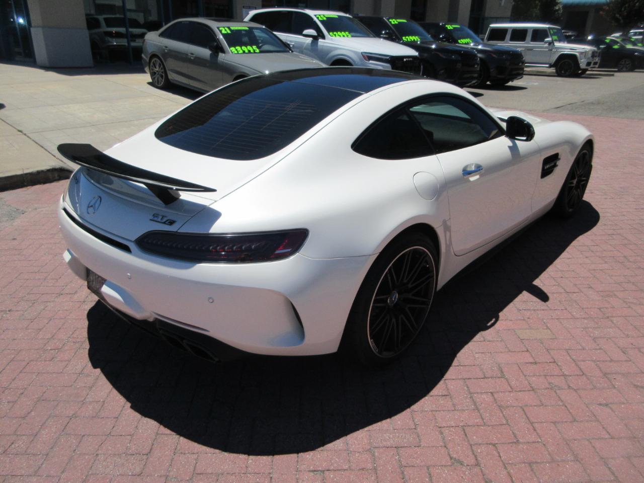 Mercedes-Benz AMG GT  2021