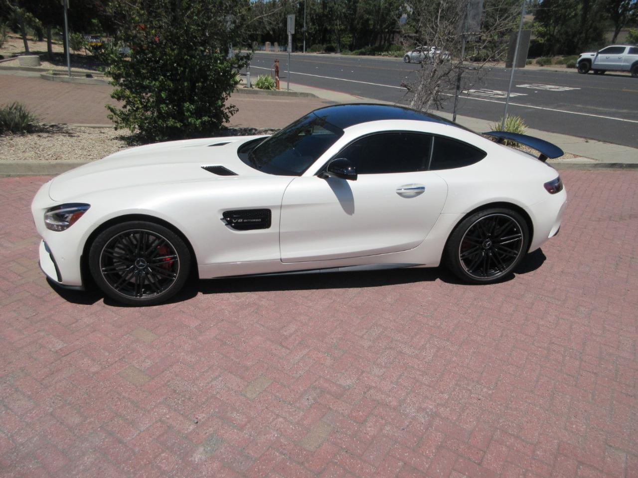 Mercedes-Benz AMG GT  2021