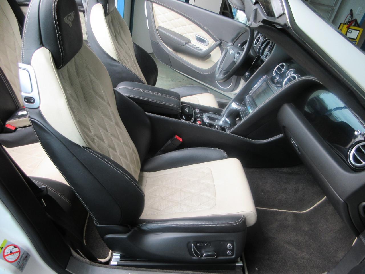 Bentley Continental GT V8  2013