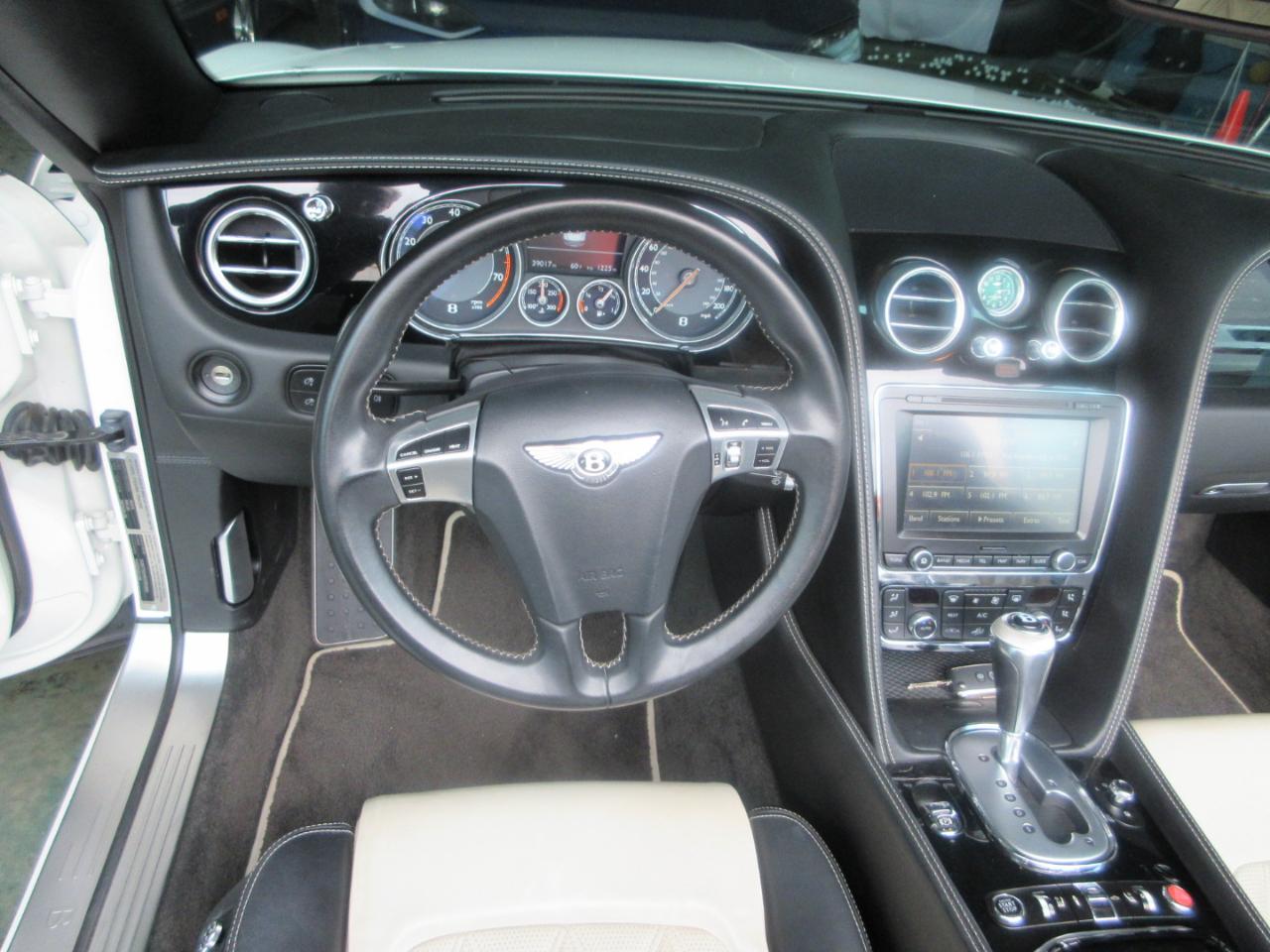 Bentley Continental GT V8  2013