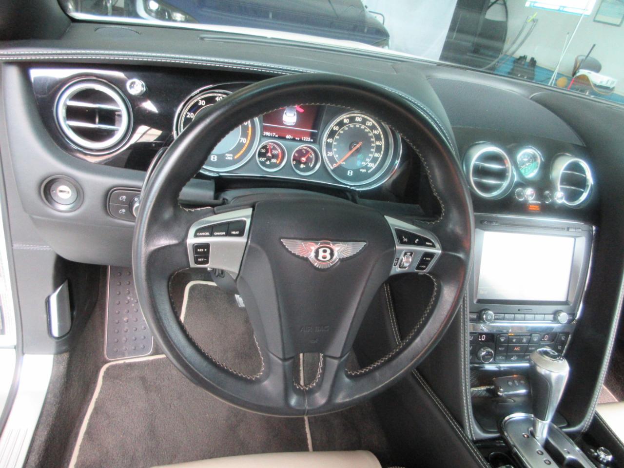 Bentley Continental GT V8  2013