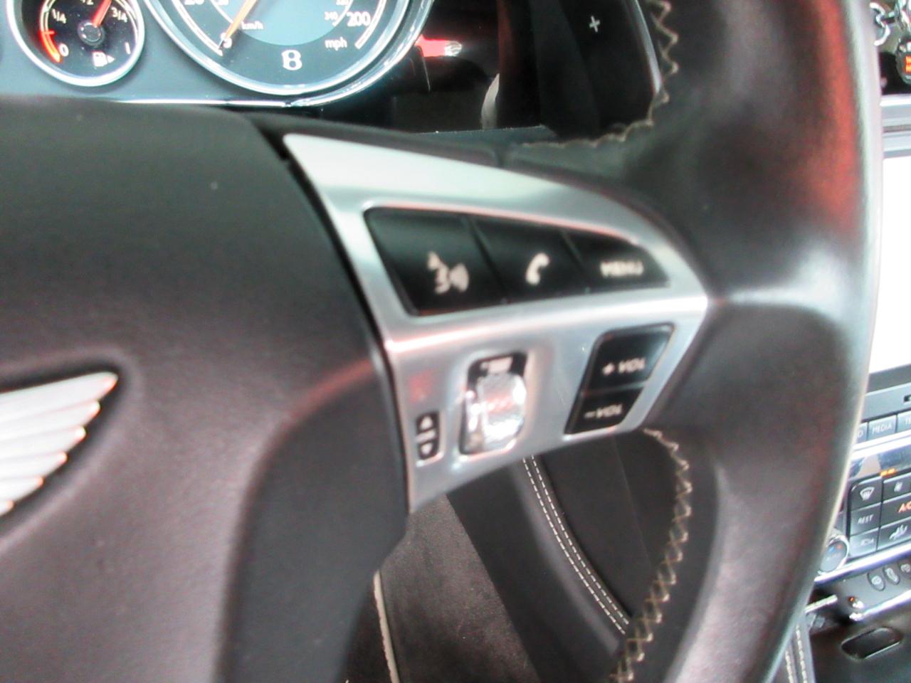 Bentley Continental GT V8  2013