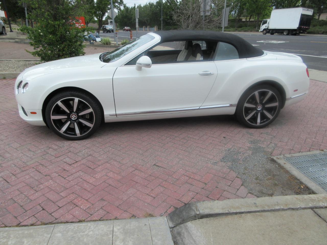 Bentley Continental GT V8  2013