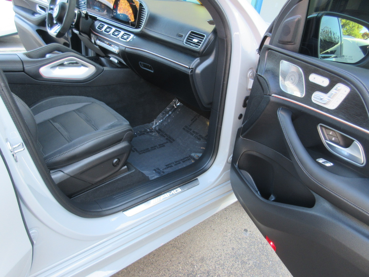 Mercedes-Benz GLE AMG GLE 53 4MATIC+ Coupe 2025 Mercedes-Benz GLE AMG GLE 53 4MATIC+ Coupe 2025