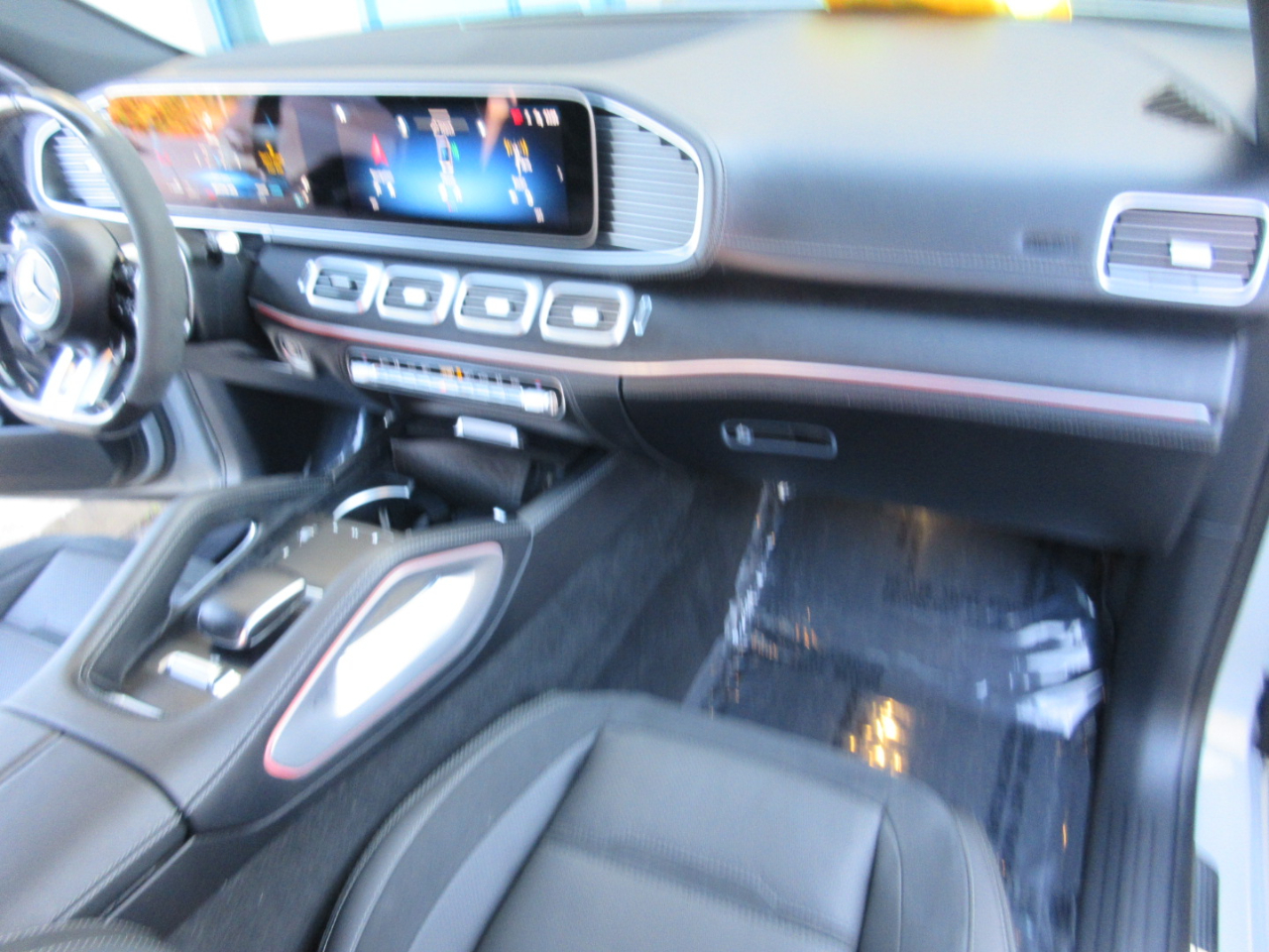 Mercedes-Benz GLE AMG GLE 53 4MATIC+ Coupe 2025 Mercedes-Benz GLE AMG GLE 53 4MATIC+ Coupe 2025