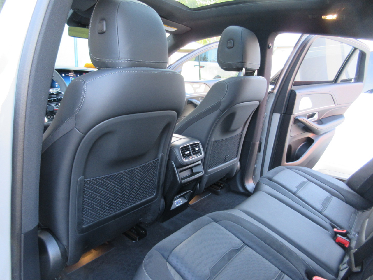 Mercedes-Benz GLE AMG GLE 53 4MATIC+ Coupe 2025 Mercedes-Benz GLE AMG GLE 53 4MATIC+ Coupe 2025