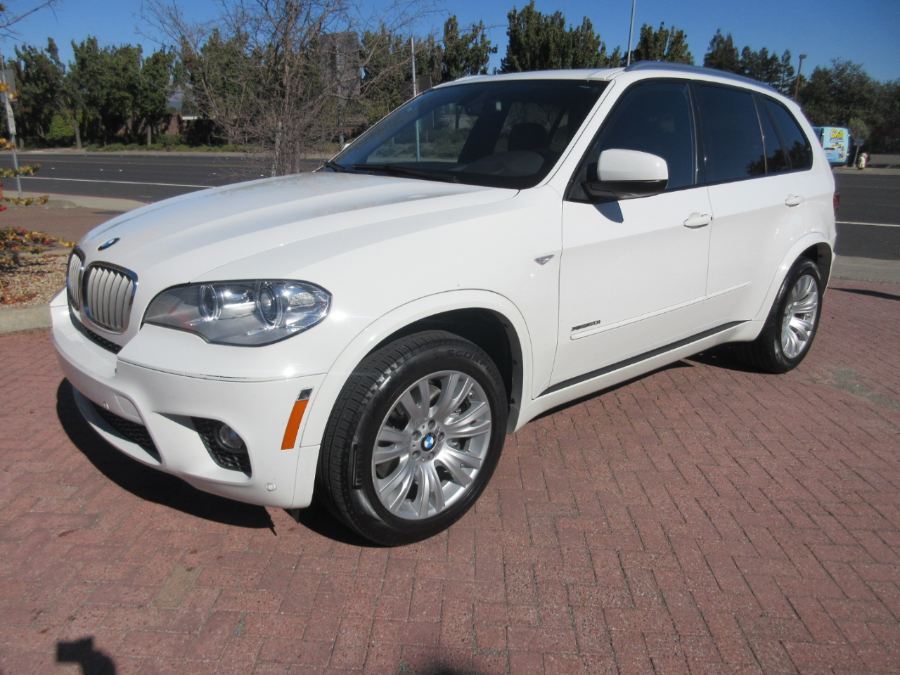 2013 BMW X5 AWD 4dr xDrive50i