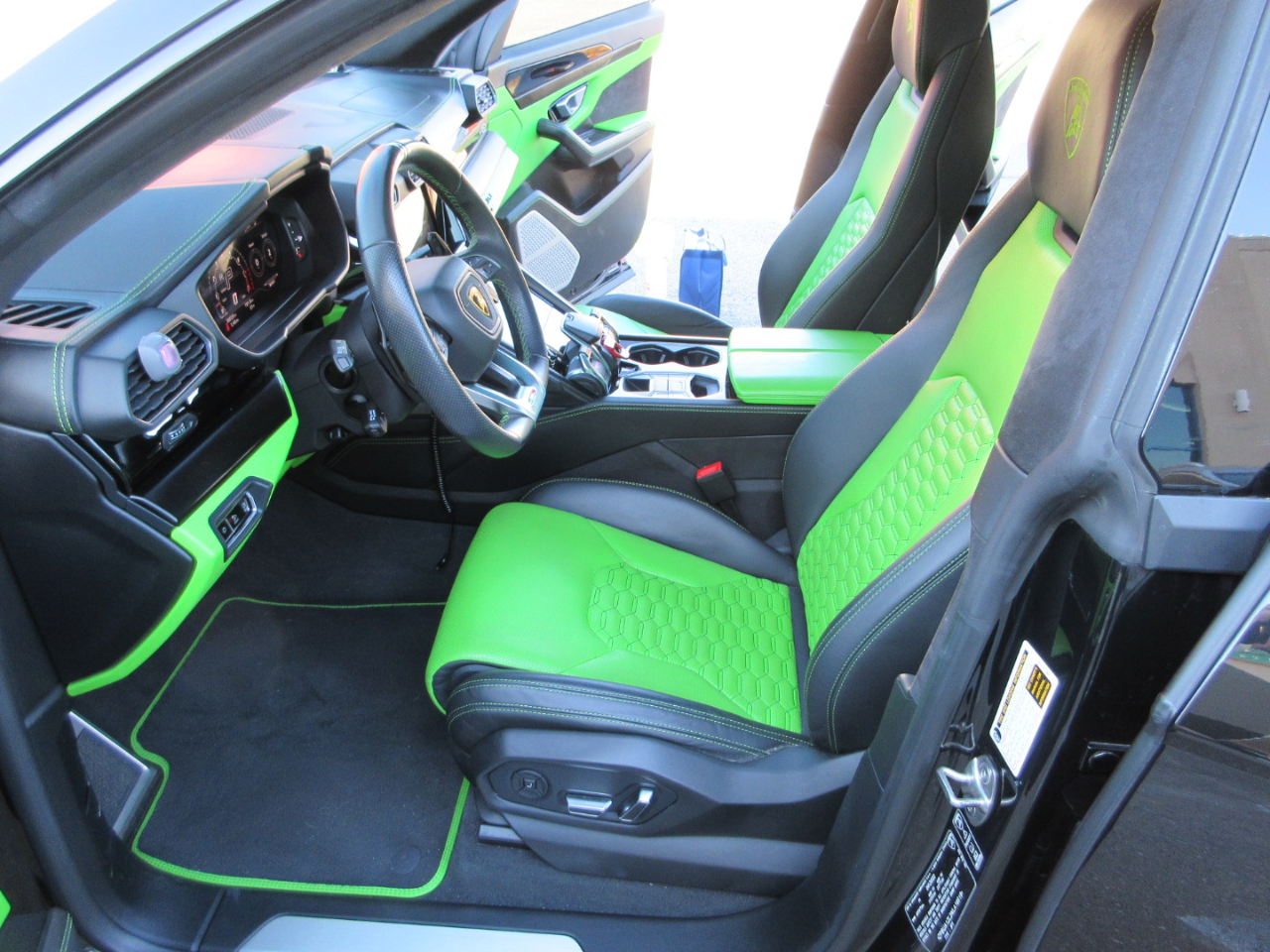 Lamborghini Urus  2022