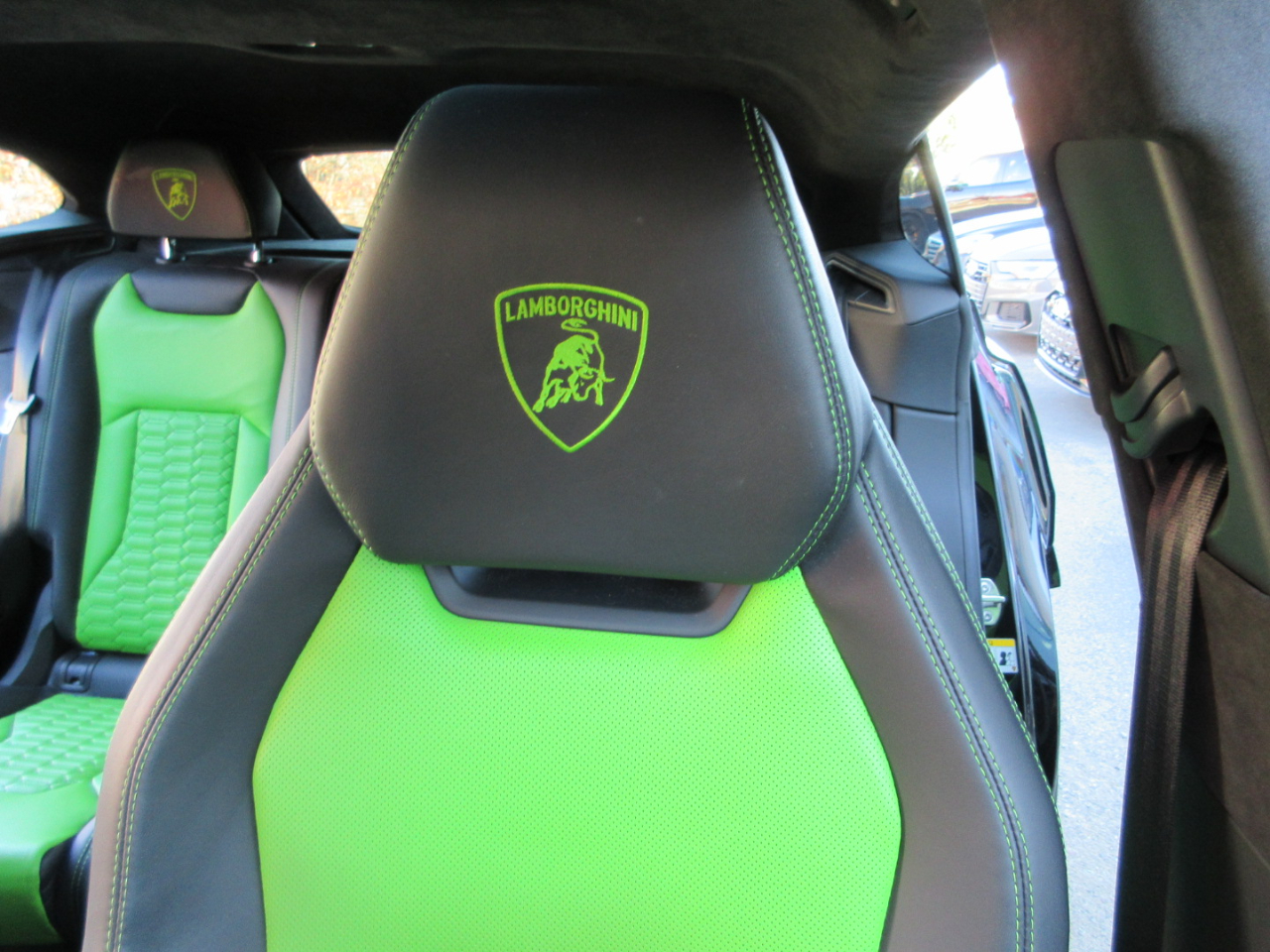 Lamborghini Urus  2022