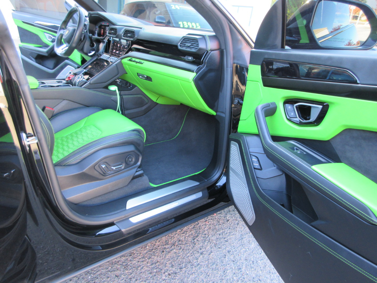 Lamborghini Urus  2022