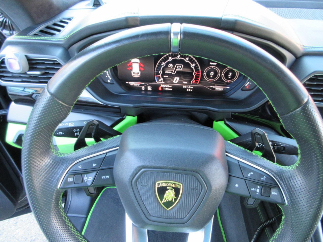 Lamborghini Urus  2022