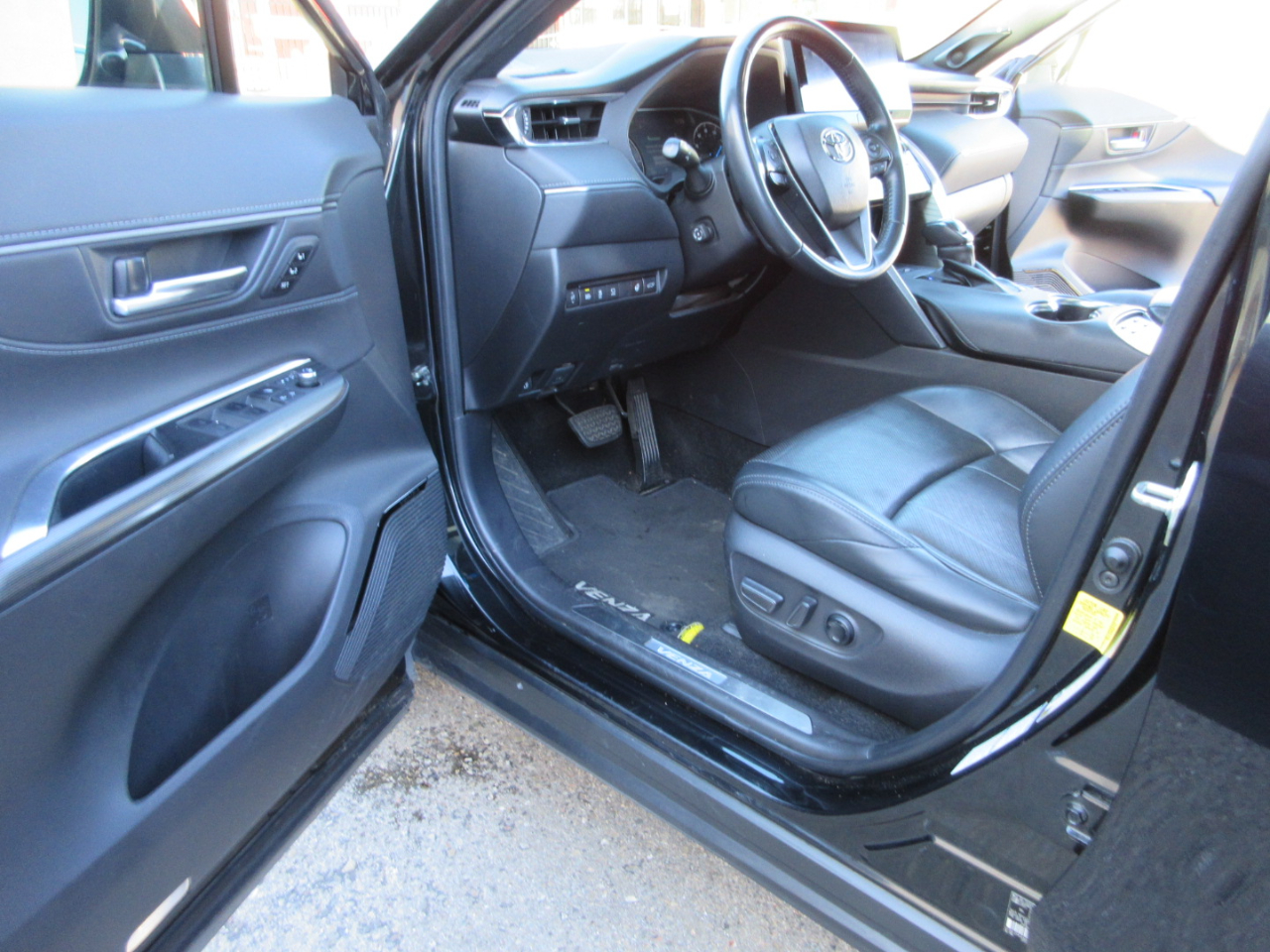 Toyota Venza Limited AWD (Natl) 2021