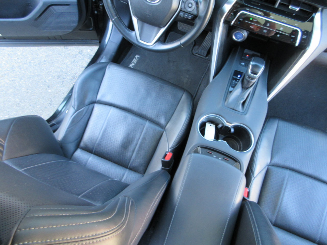 Toyota Venza Limited AWD (Natl) 2021