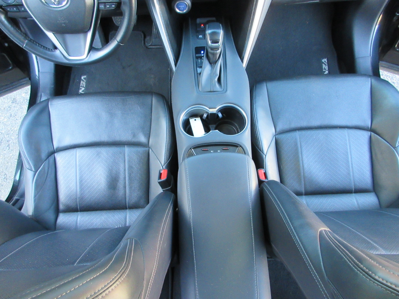 Toyota Venza Limited AWD (Natl) 2021