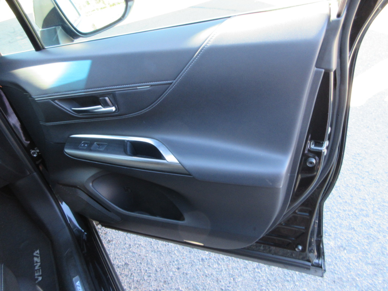 Toyota Venza Limited AWD (Natl) 2021