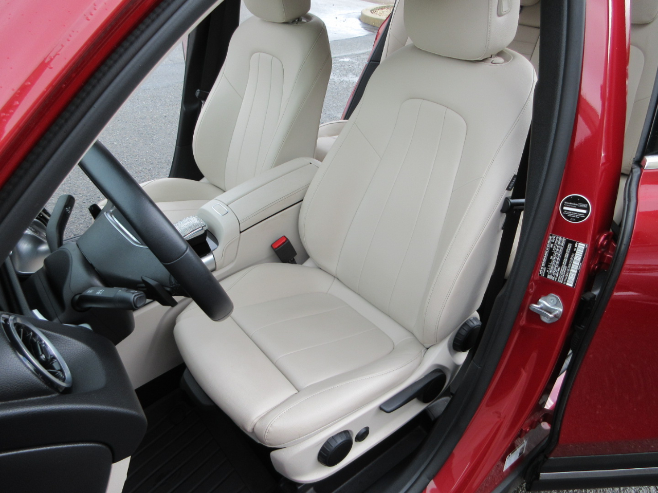 Mercedes-Benz GLB  2022