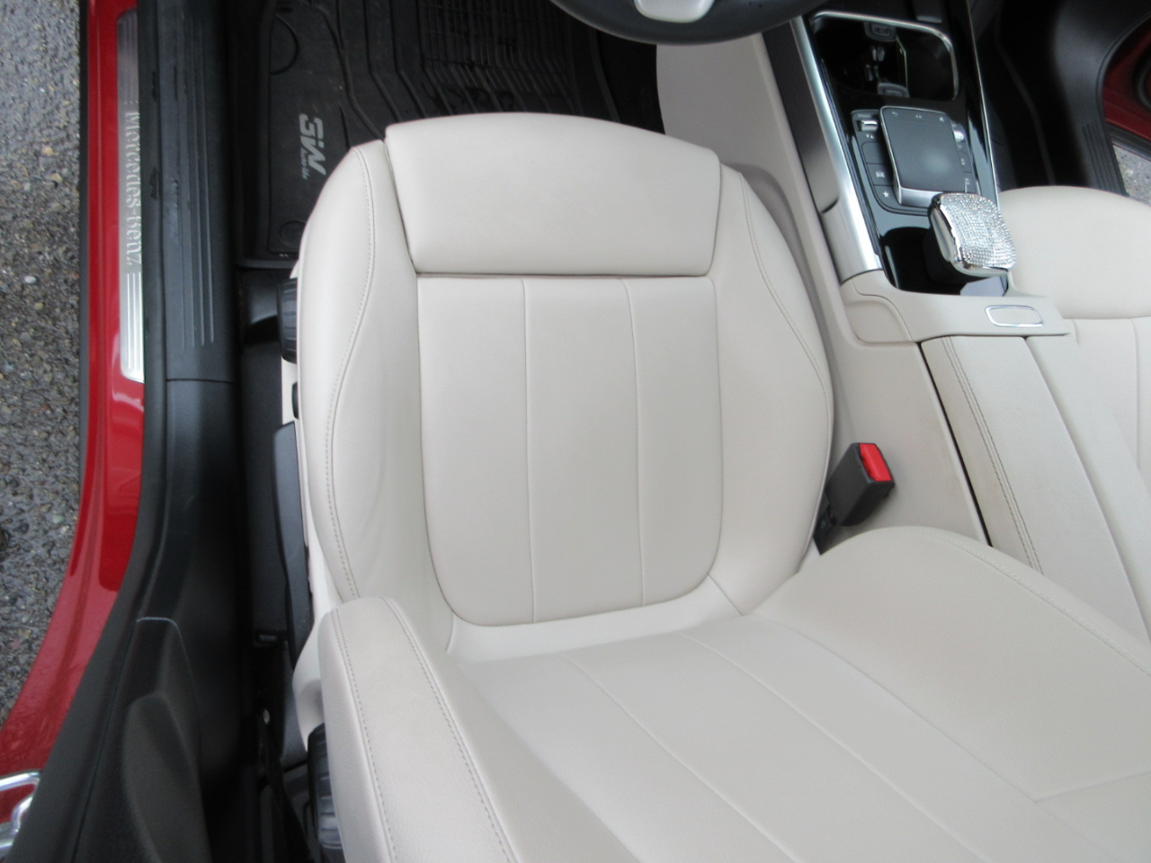 Mercedes-Benz GLB  2022