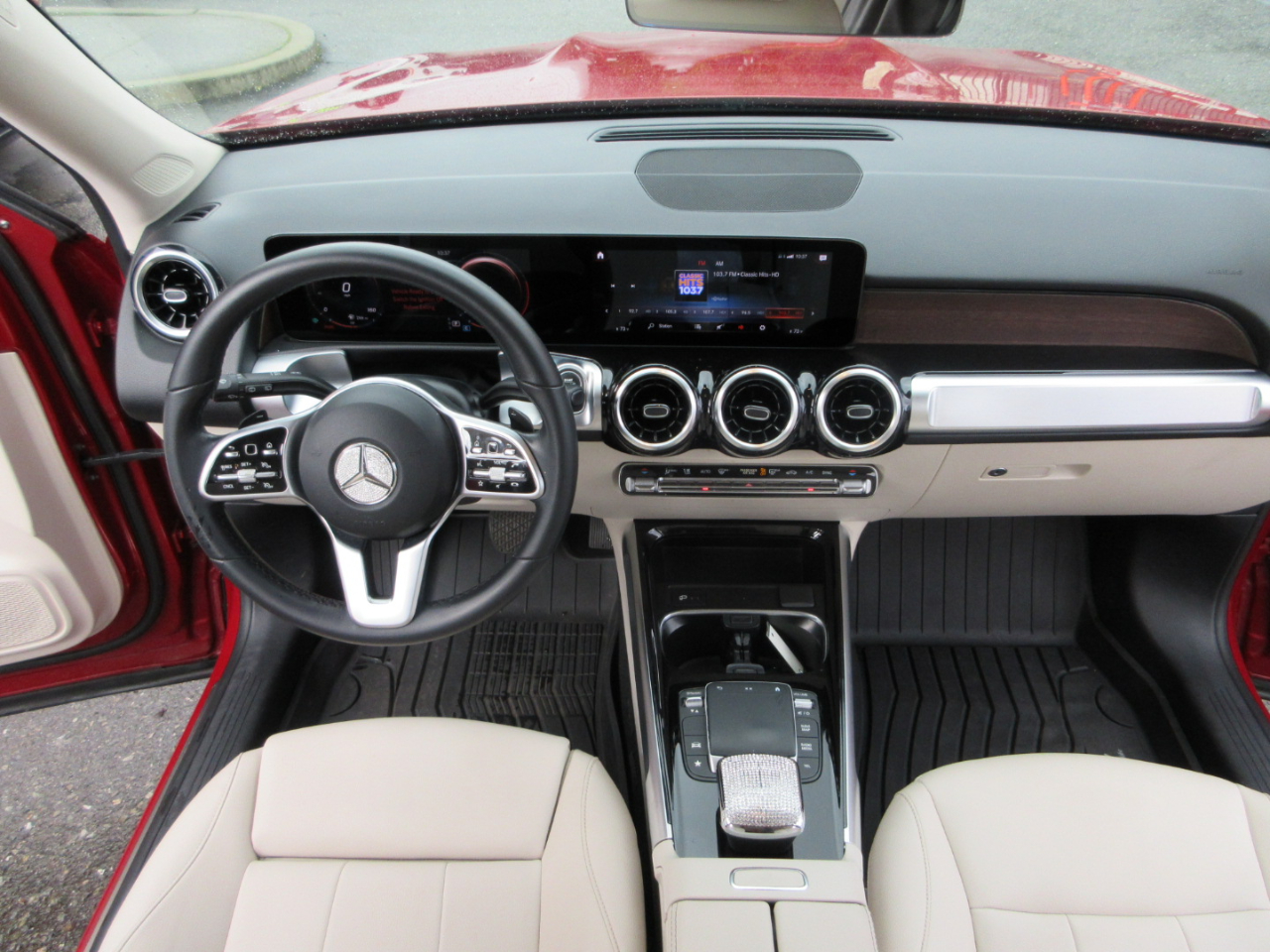 Mercedes-Benz GLB  2022