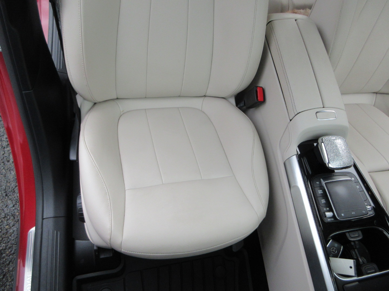 Mercedes-Benz GLB  2022