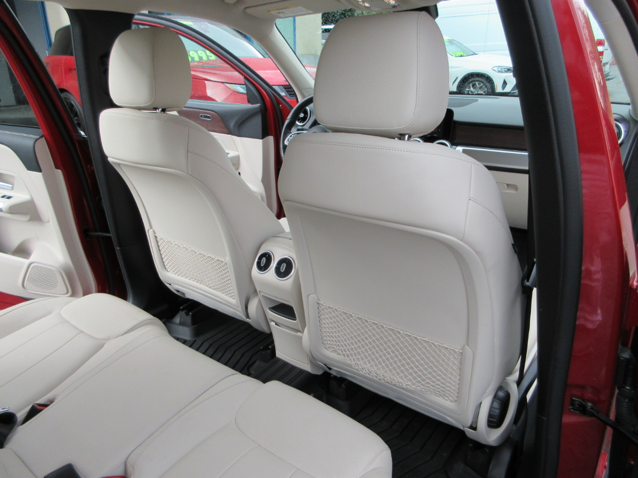 Mercedes-Benz GLB  2022