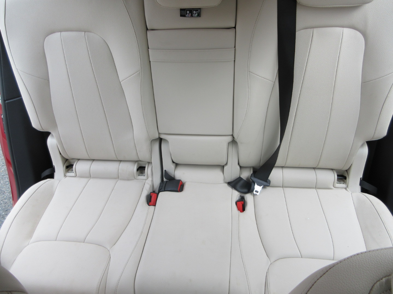 Mercedes-Benz GLB  2022