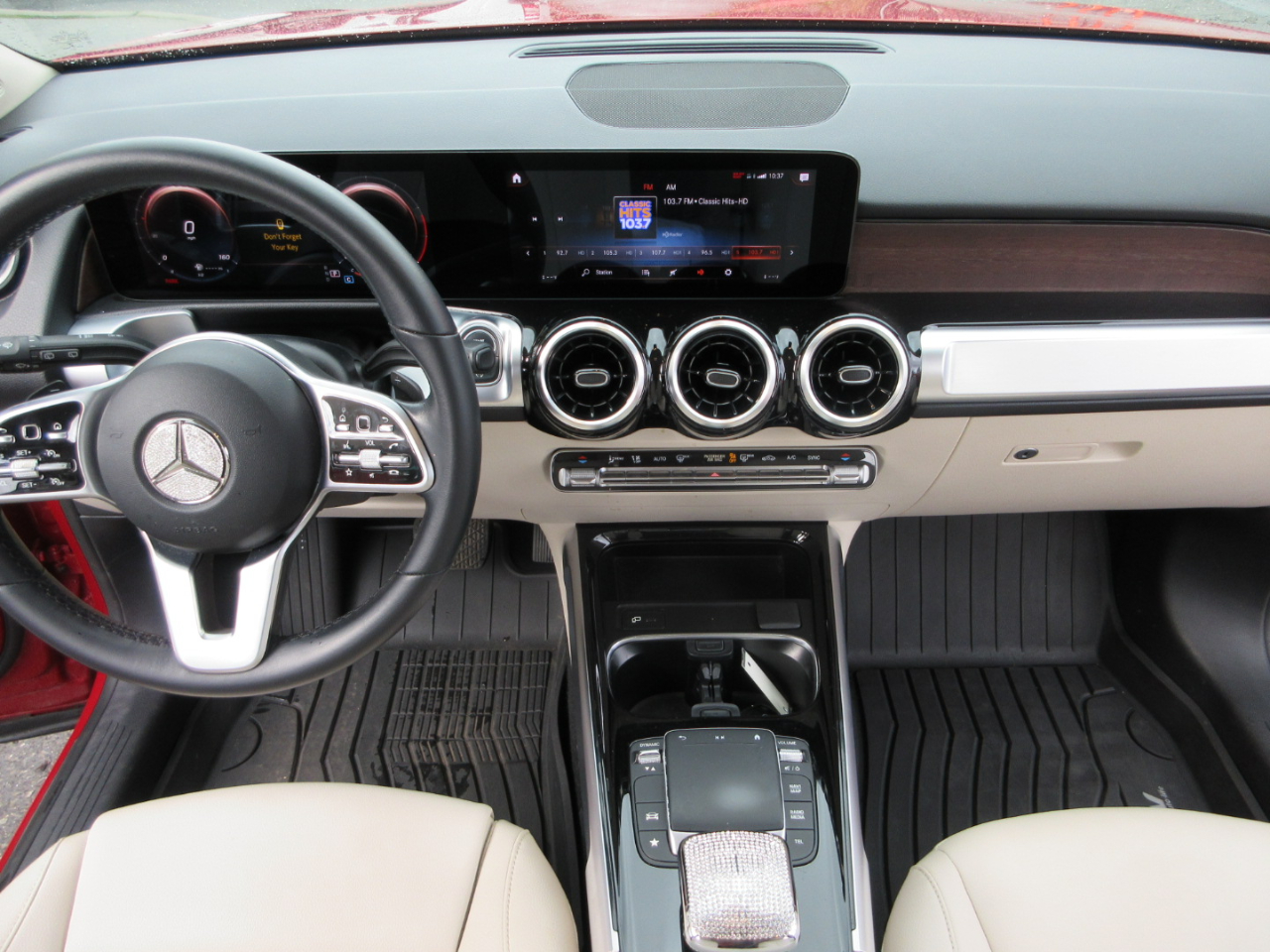 Mercedes-Benz GLB  2022