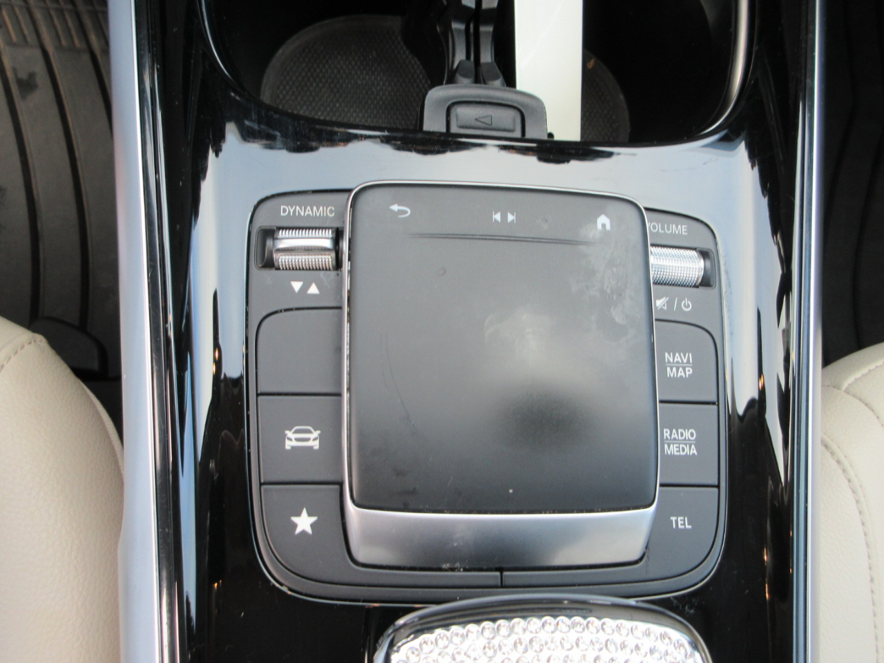 Mercedes-Benz GLB  2022