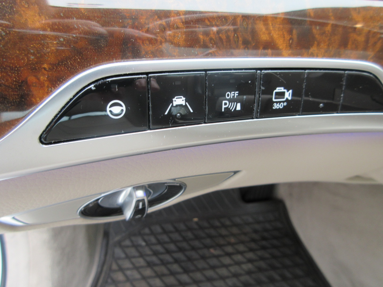 Mercedes-Benz S-Class S 550 Sedan 2017