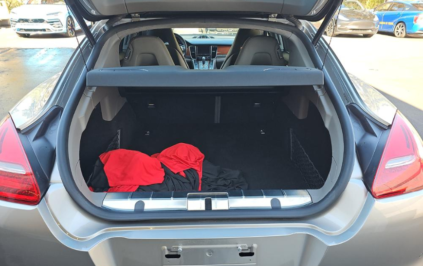 Porsche Panamera  2013