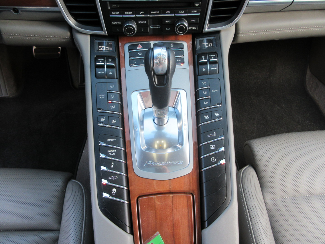 Porsche Panamera  2013