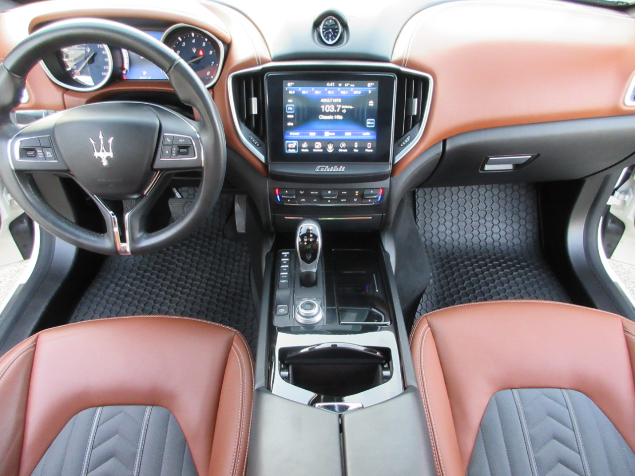 Maserati Ghibli  2017