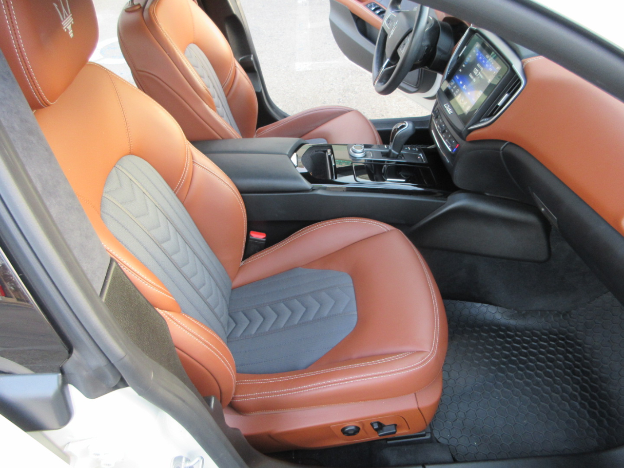 Maserati Ghibli  2017