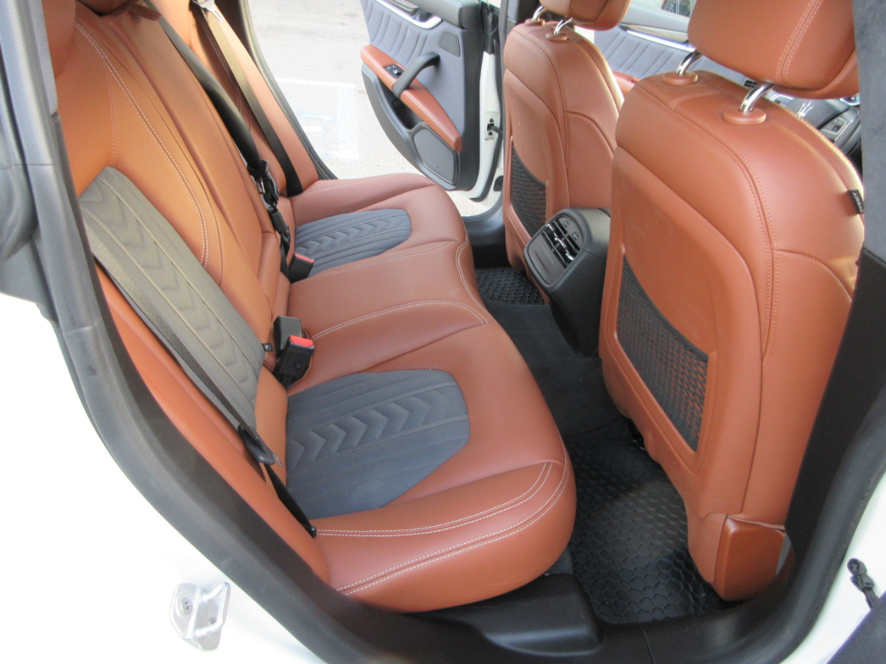 Maserati Ghibli  2017