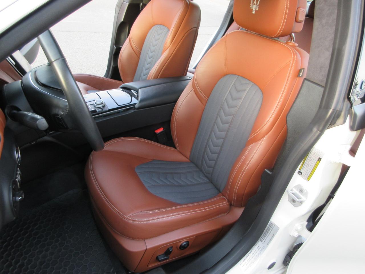 Maserati Ghibli  2017