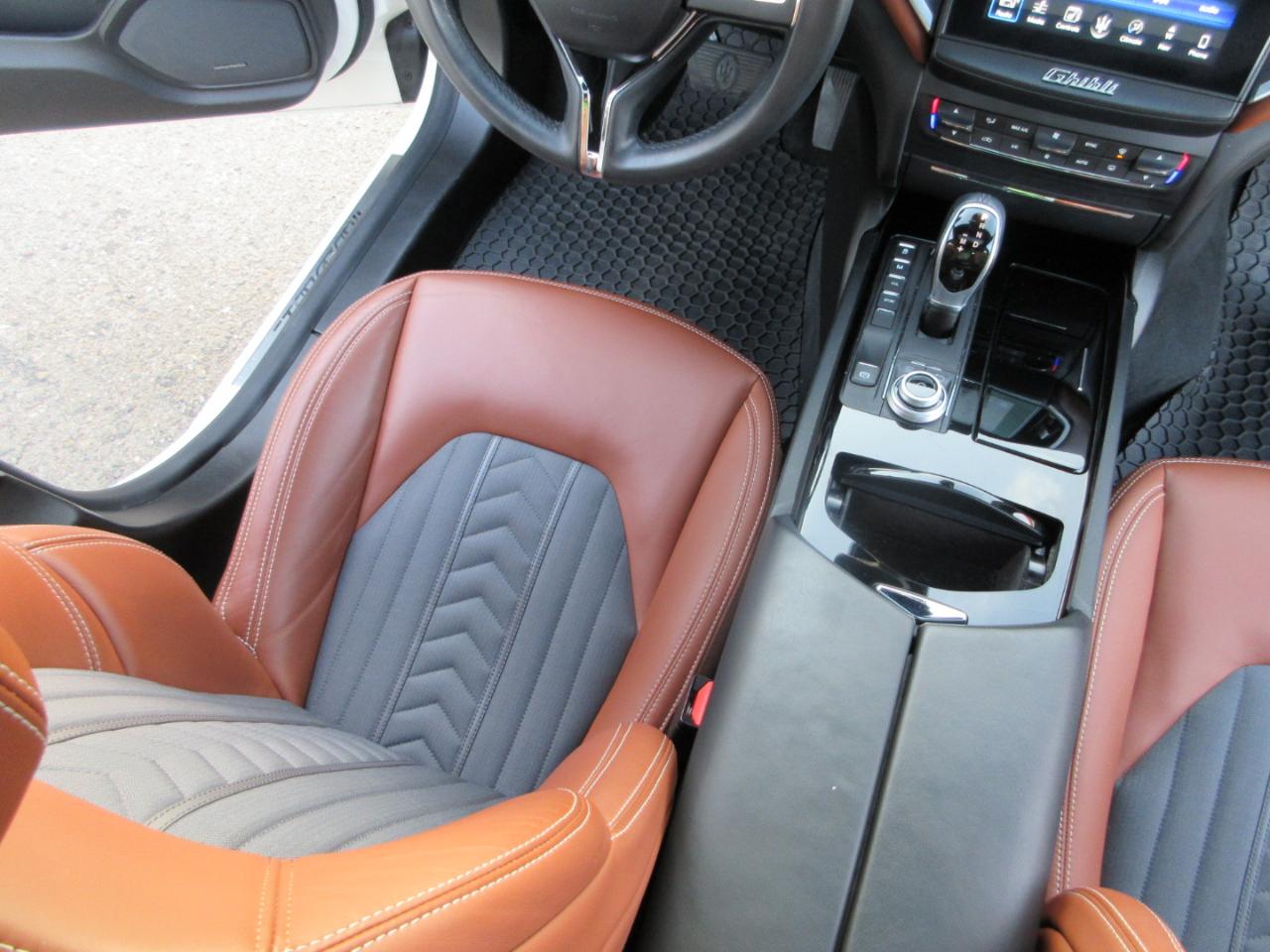 Maserati Ghibli  2017