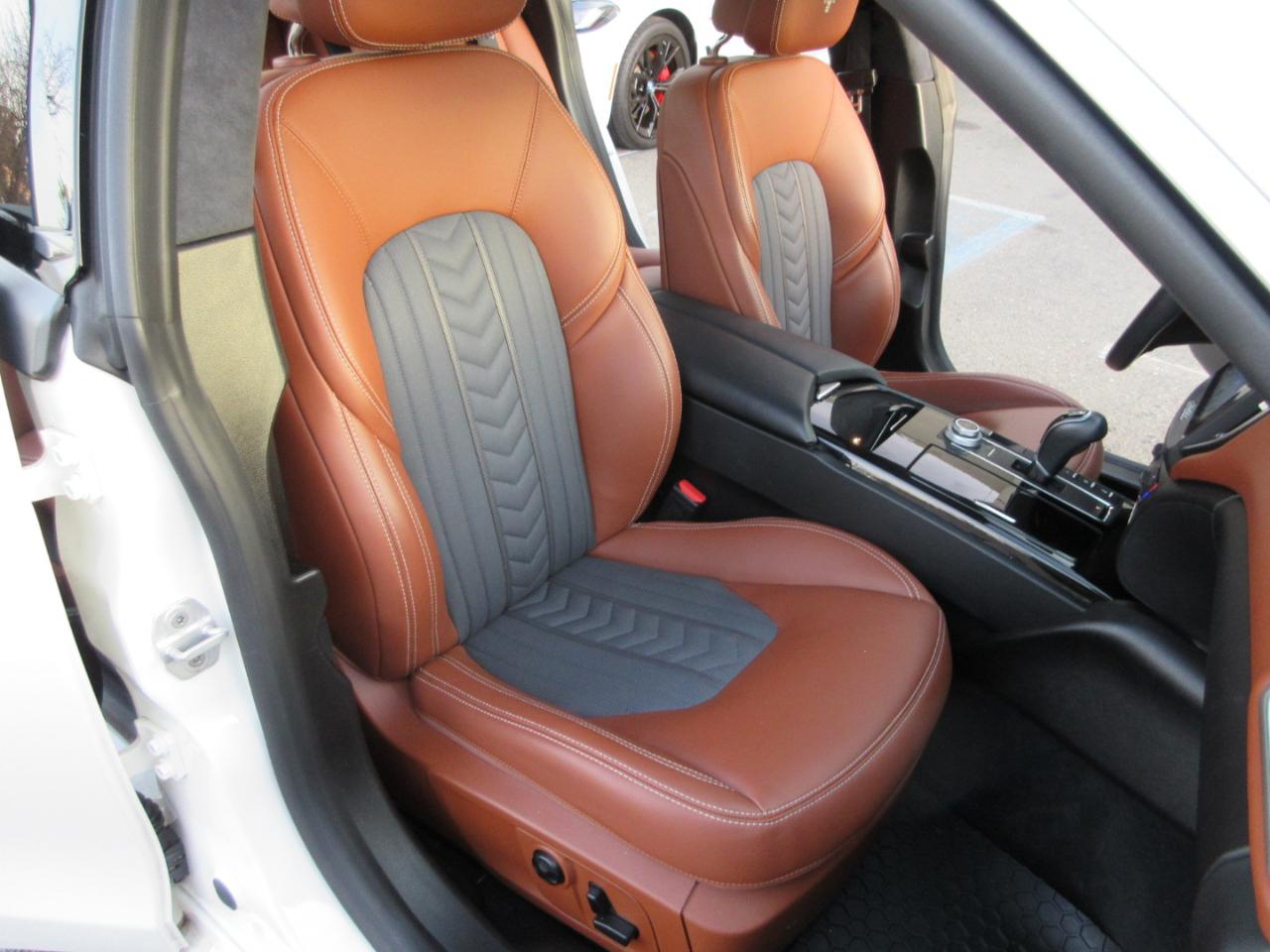 Maserati Ghibli  2017