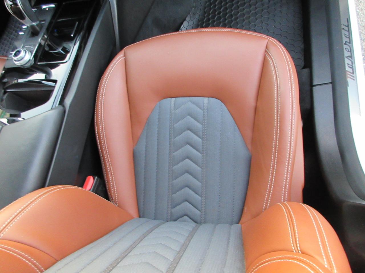 Maserati Ghibli  2017