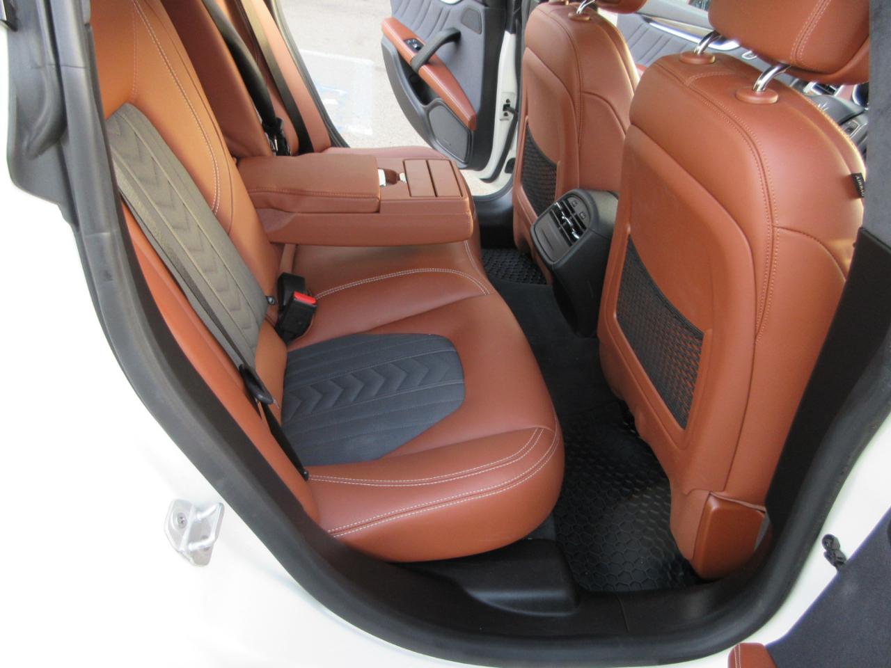 Maserati Ghibli  2017