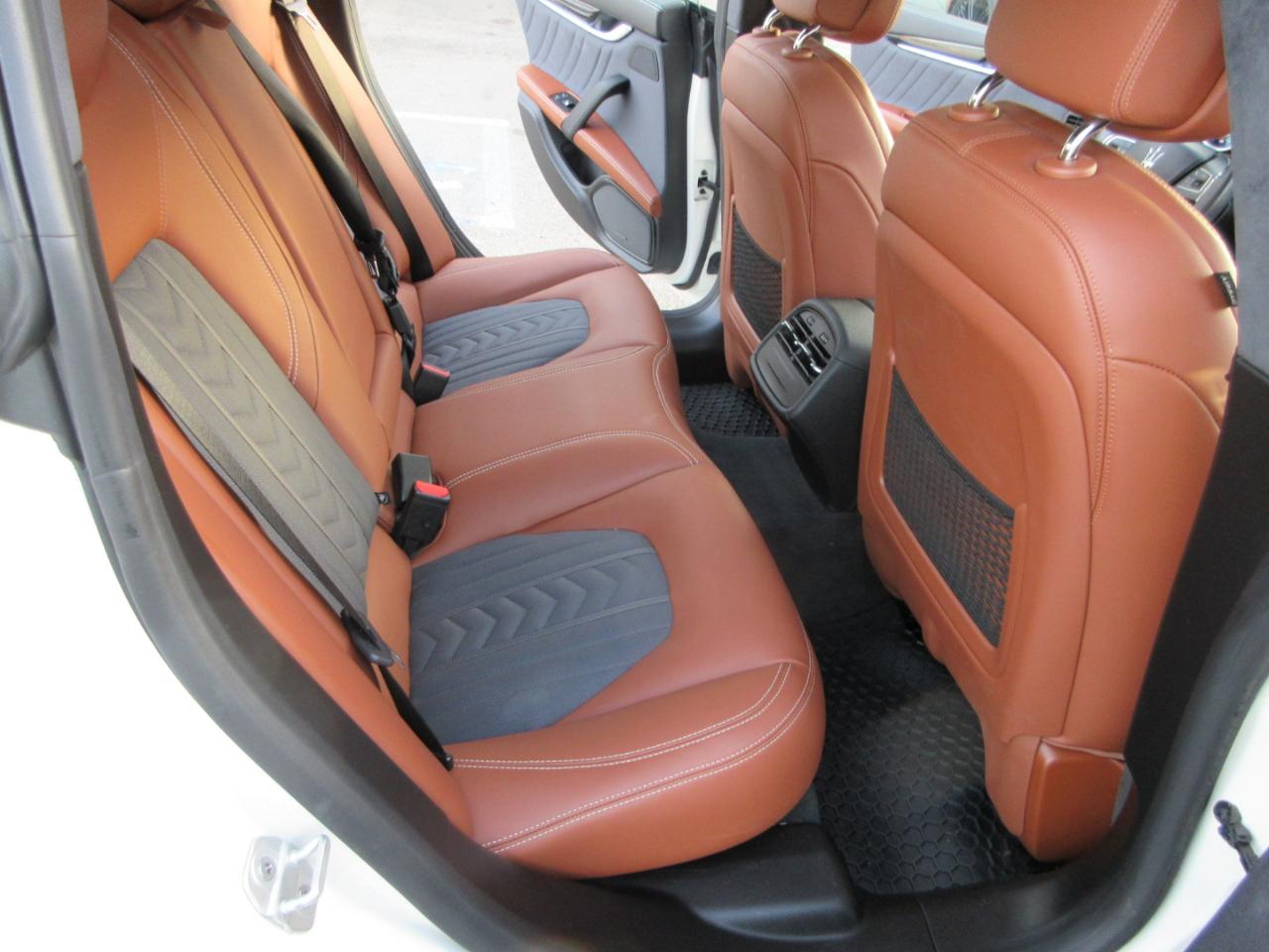 Maserati Ghibli  2017