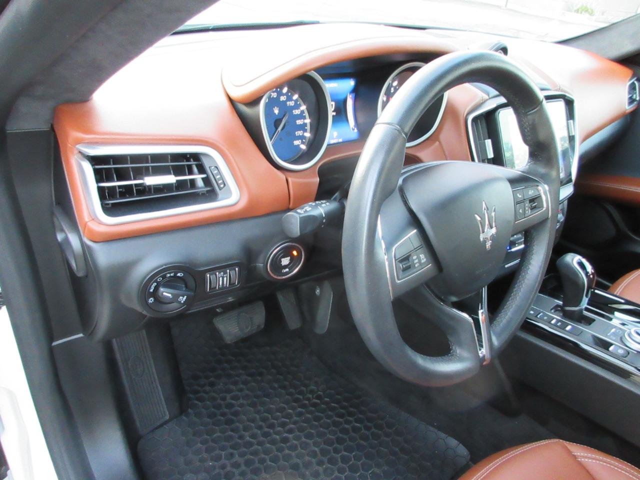 Maserati Ghibli  2017