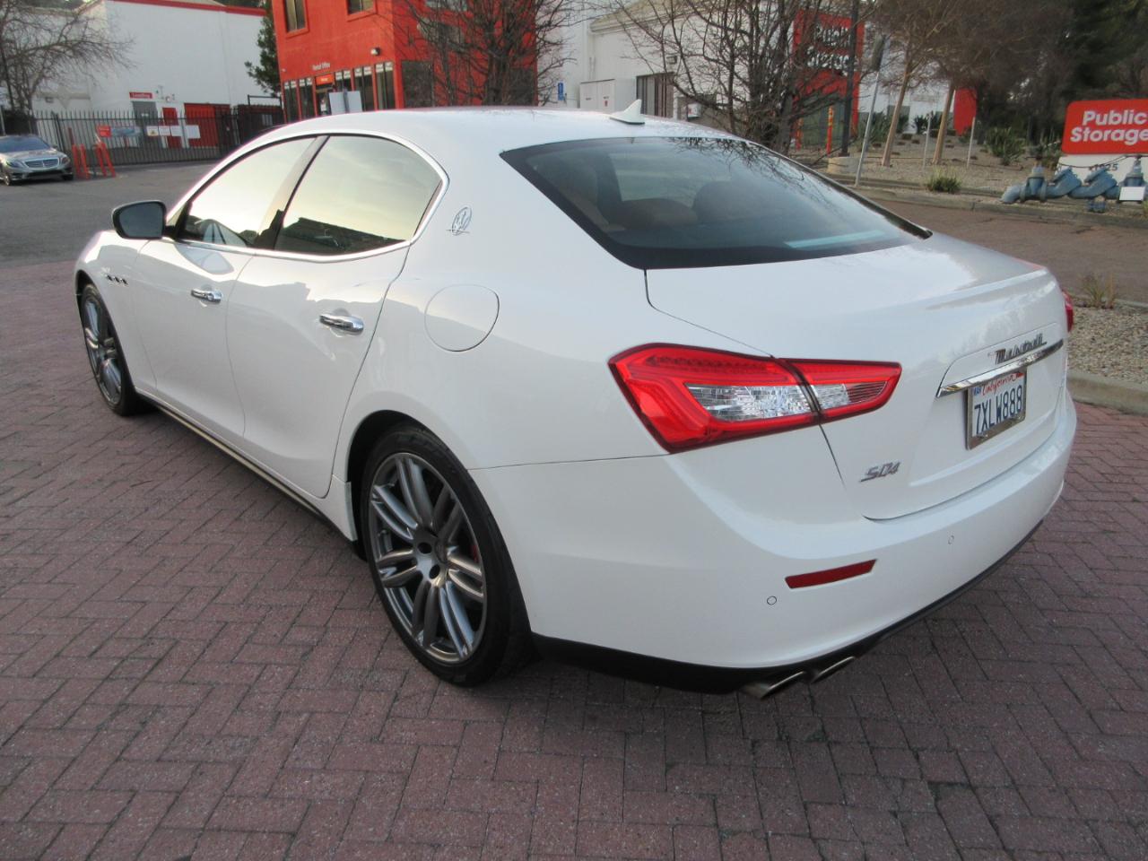 Maserati Ghibli  2017