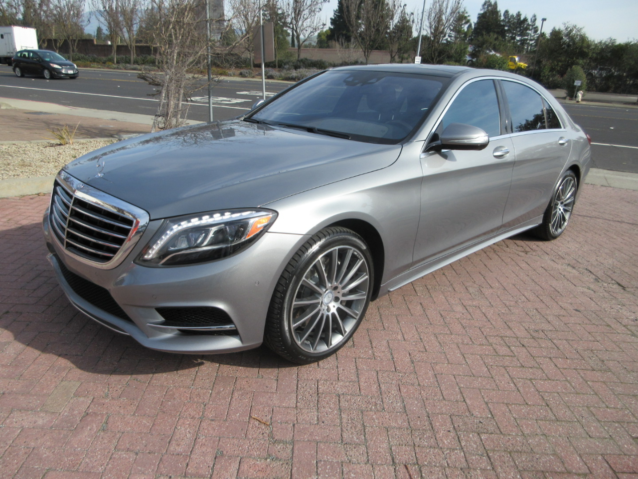 2015 Mercedes-Benz S550 SPORT-PREMIUM PKG**ACTIVE HEAT-AC SEATS**