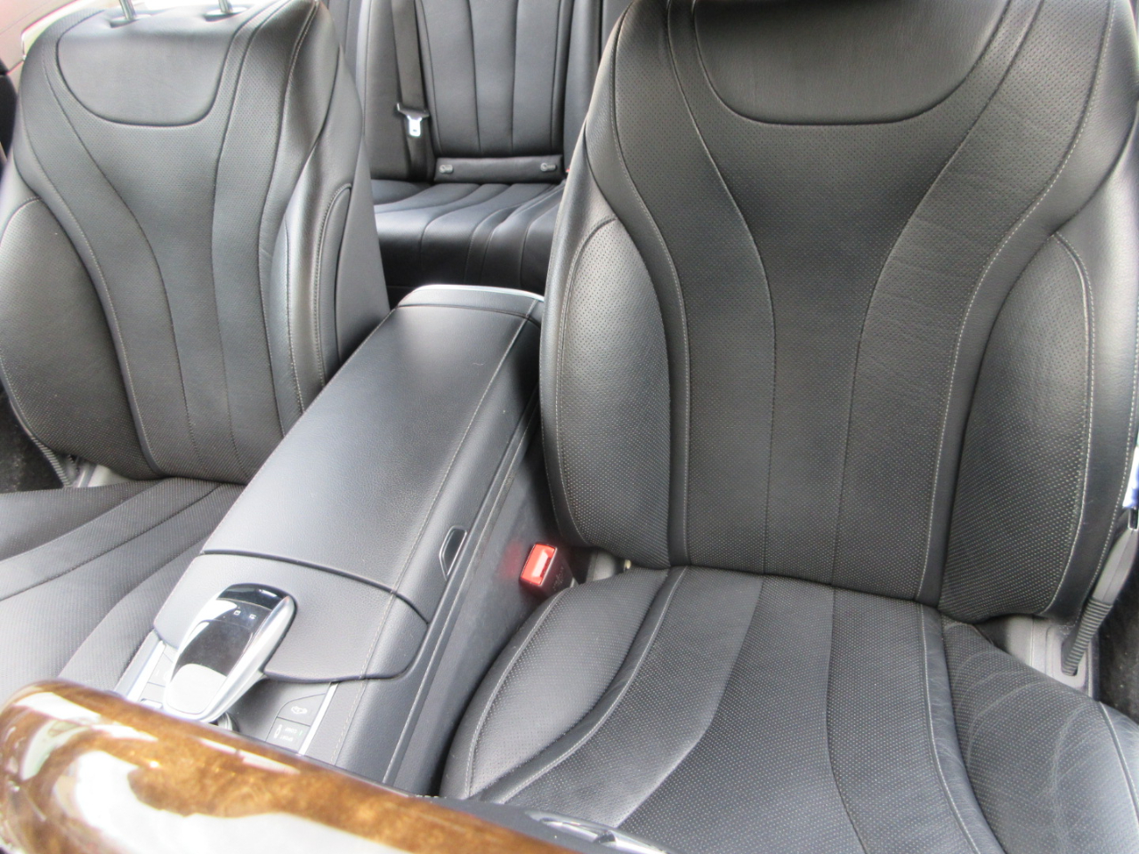 Mercedes-Benz S550  2015