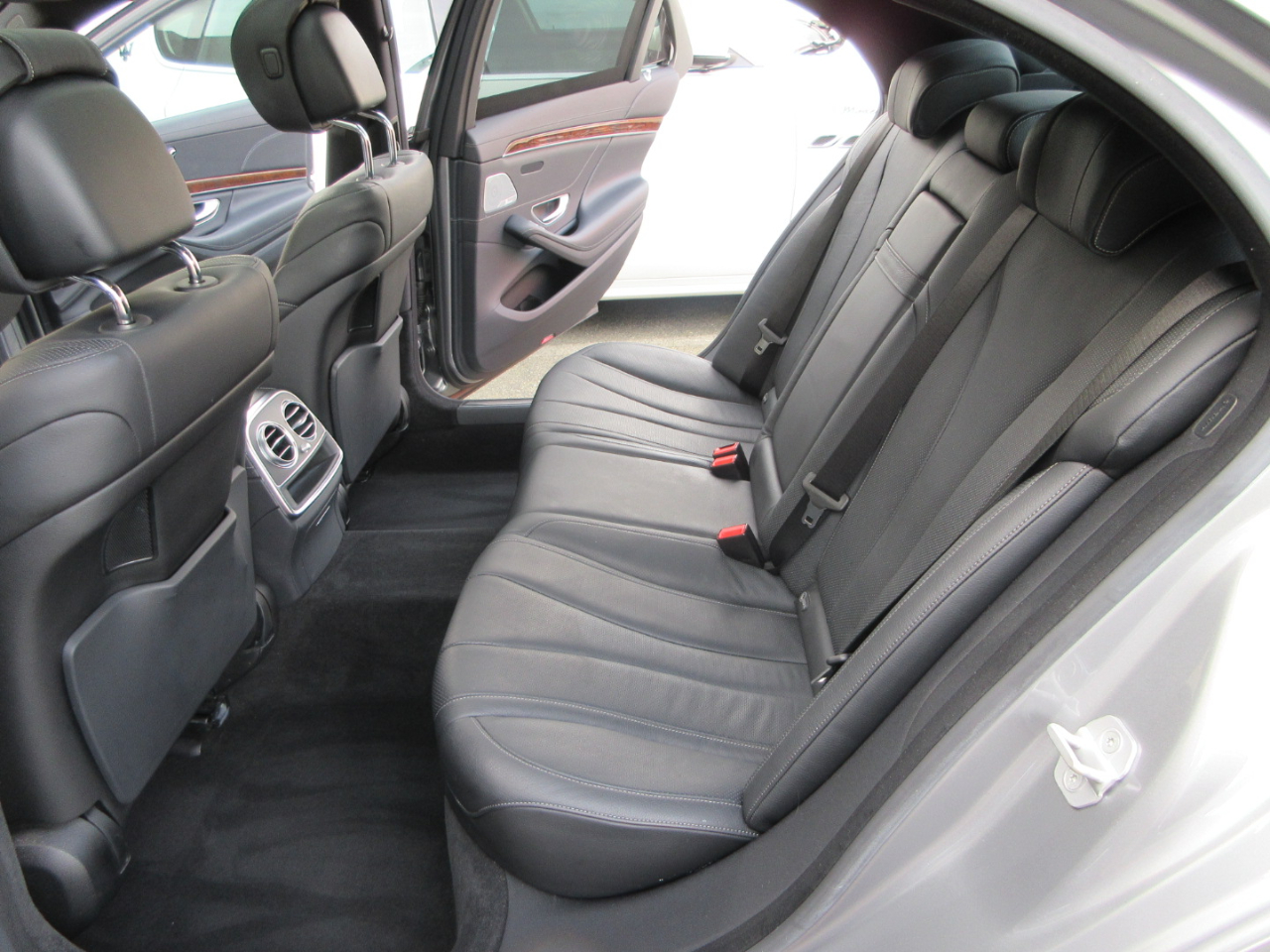 Mercedes-Benz S550  2015