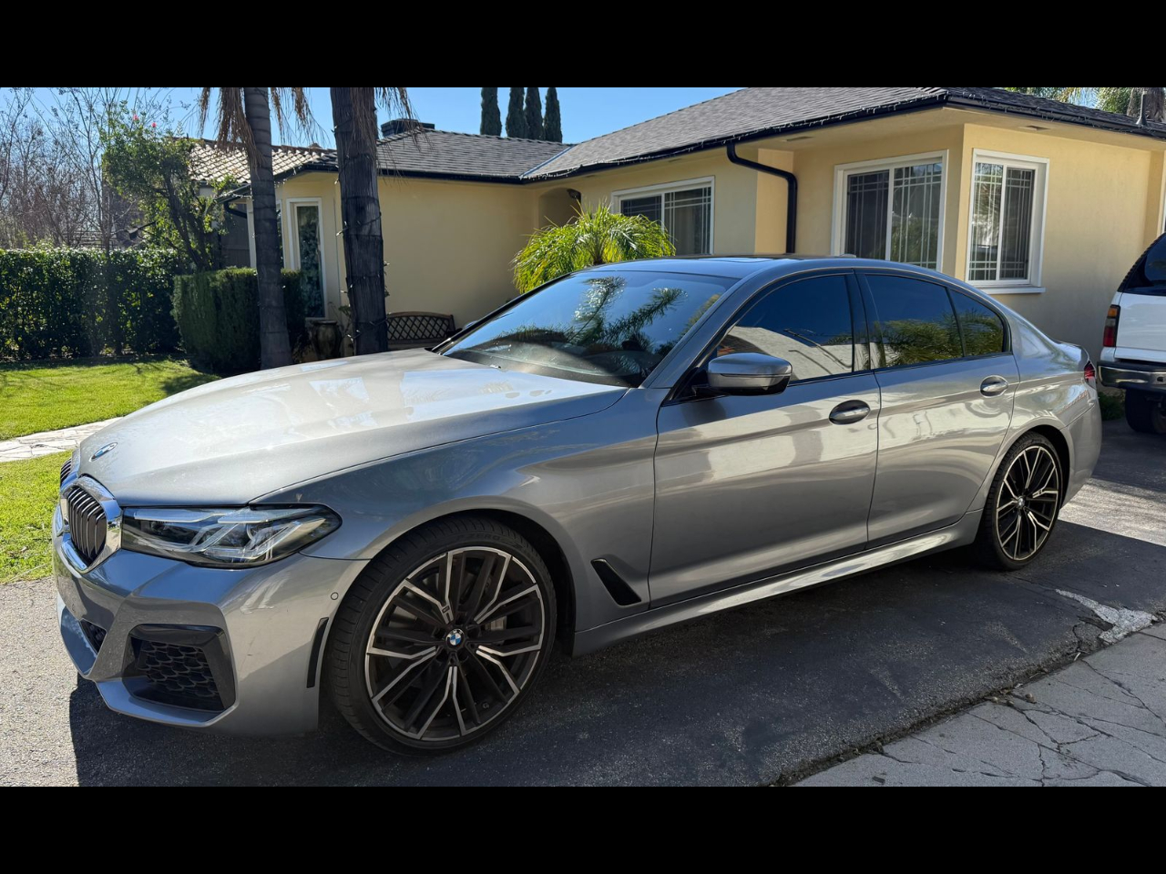 2023 BMW 550i M SPORT-PREMIUM PKG**