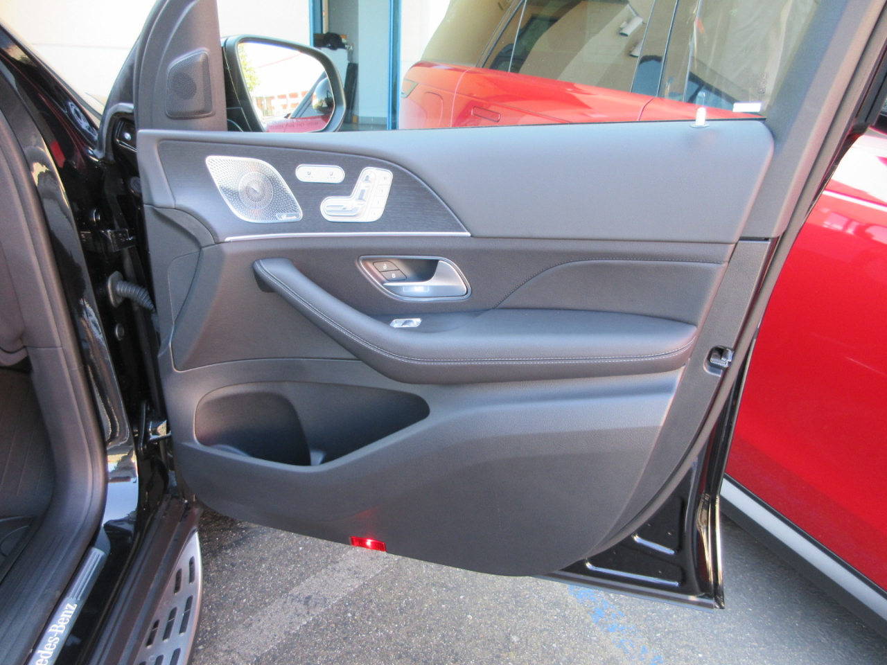 Mercedes-Benz GLE  2025